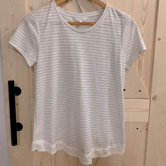LAUREN CONRAD || Striped - Lace Tee Shirt Elegant Blouse - Picture 3 of 8